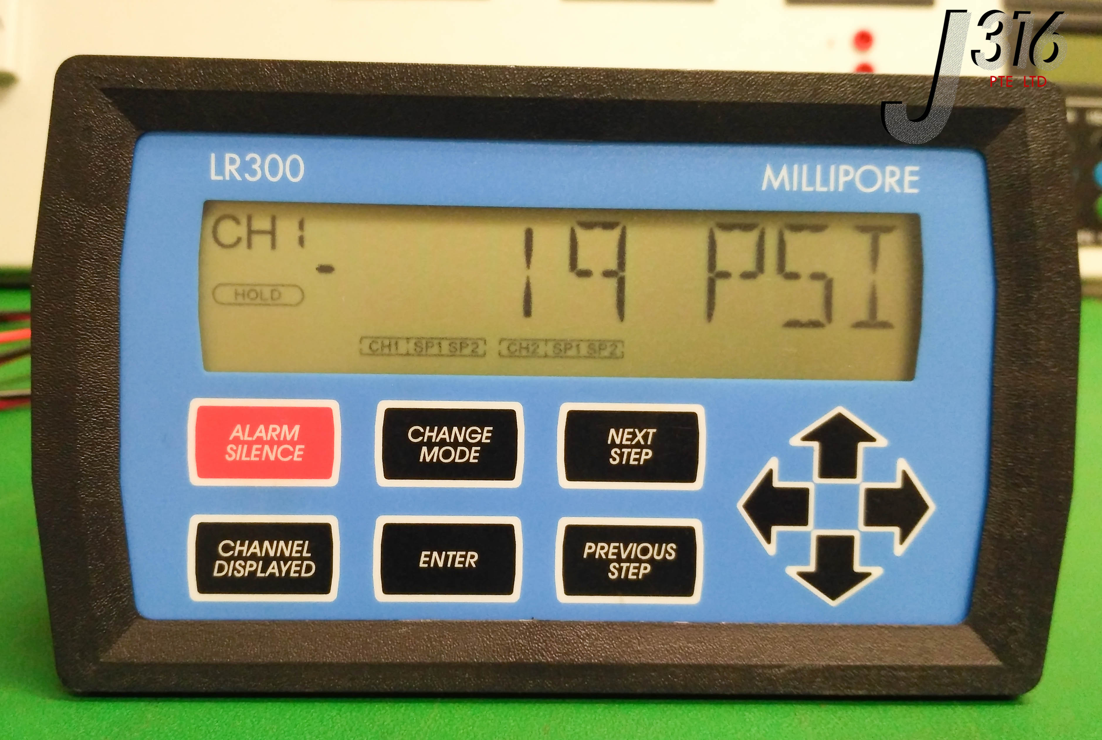 8167 MILLIPORE MULTI-CHANNEL CONTROLLER DISPLAY LR300 4100 | eBay